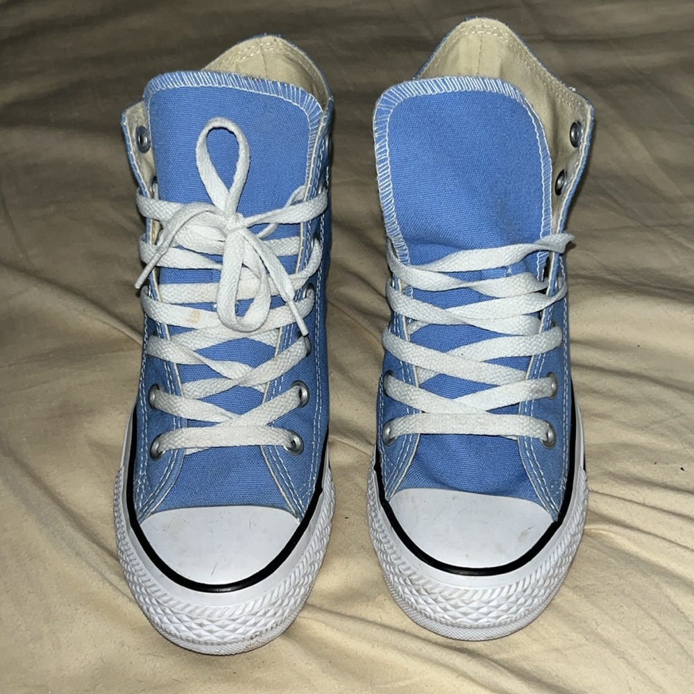 Converse - Picture 2 of 6